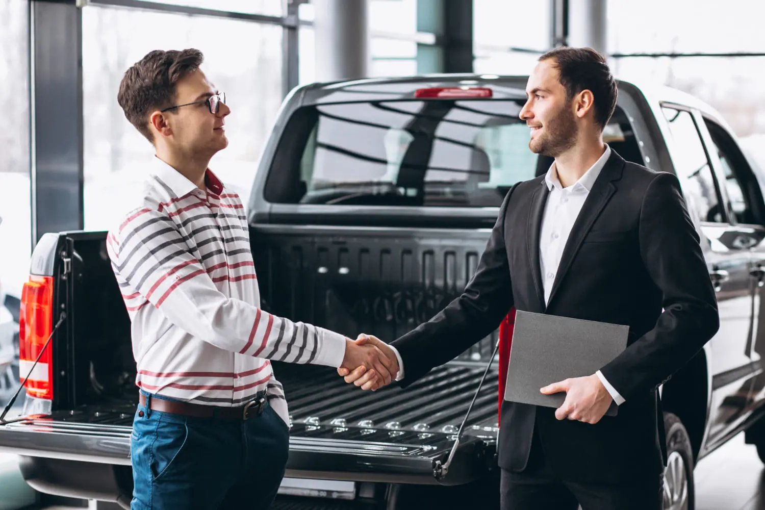 How to Negotiate a Car Dealership Down (Expert Secrets Revealed)