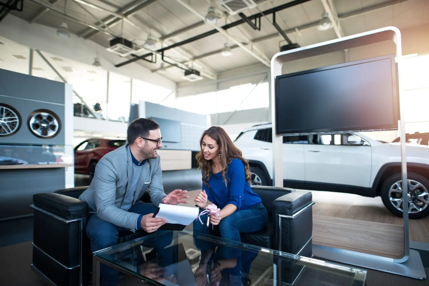Comparing dealership financing versus credit union car loan rates for buyers now