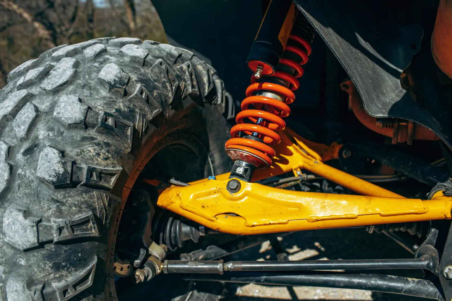 Vehicle suspension setup showing how double-wishbone design affects ride quality